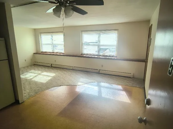 10 Mount Pleasant St #5, Biddeford, ME 04005