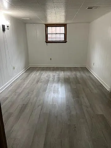 Unit Photo