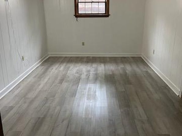 22B Greenfield Rd UNIT 22B