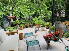 250 Albany Ave, Brooklyn, NY