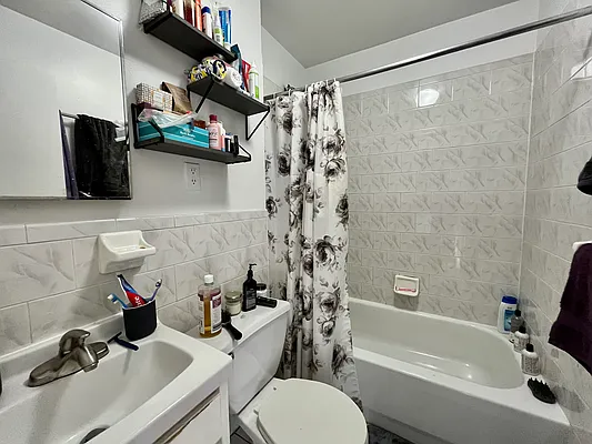 Rented by Compass | media 6