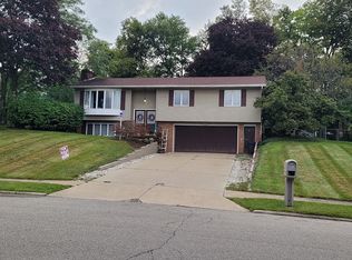 1644 Rippling Brook Dr, Mansfield, OH 44904