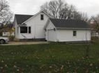 512 E Chicago Rd, White Pigeon, MI 49099