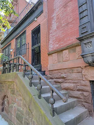 Rented by Skyline Group Real Estate | media 22