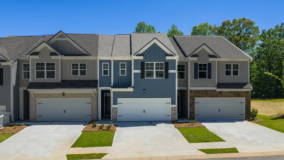 Salisbury Plan, Falcon Landing Townhomes photo 1