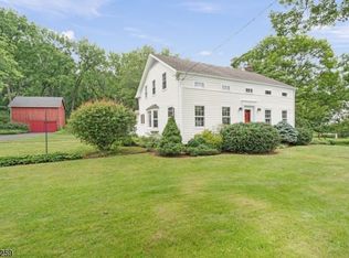5 W Main St, Mendham, NJ 07945