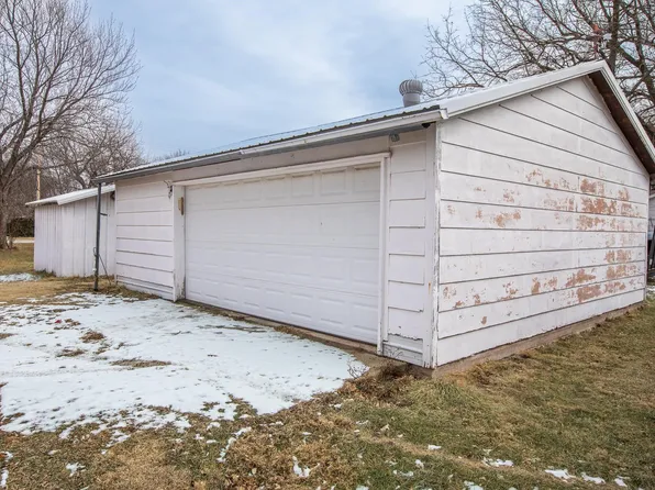 Deming St, Campbell, NE 68932