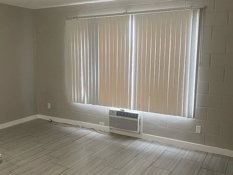 1734 Workman St #212 — Photo 9