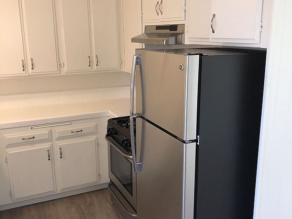 5th image of 4121 Cherokee Ave APT 8