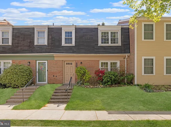 7745 Matisse Way, Springfield, VA 22153