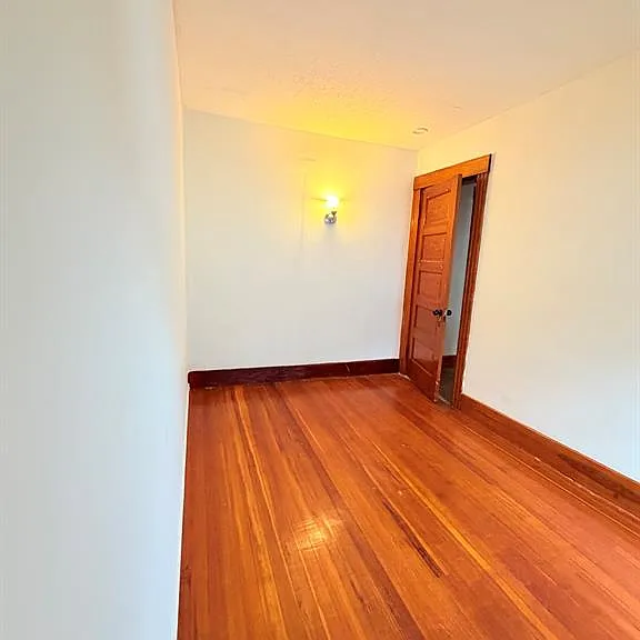 84 Putnam St #1 — Photo 6