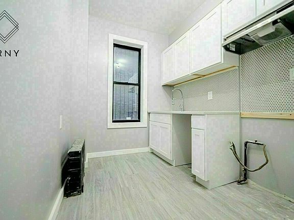 4th image of 119 Linden St #1G
