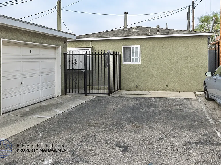 12621 Glenshire Rd, 12618 Lakewood Blvd — Photo 7
