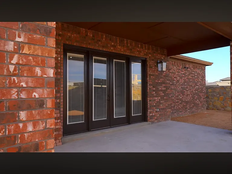 2420 Tierra Lejana Pl — Photo 37