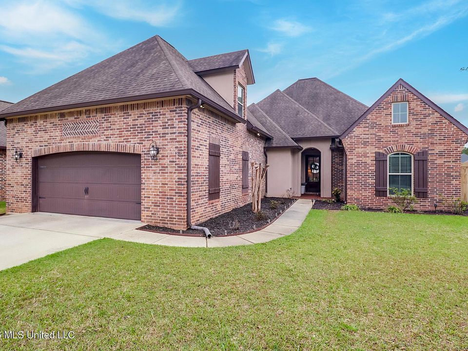 1st image of 2923 Cypress Creek Dr