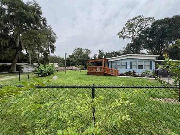 1573 County Road 435, Lake Panasoffkee, FL 33538