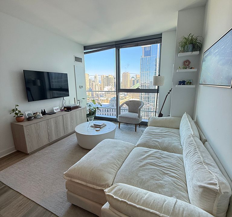 1st image of 320 W Wolf Point Plz