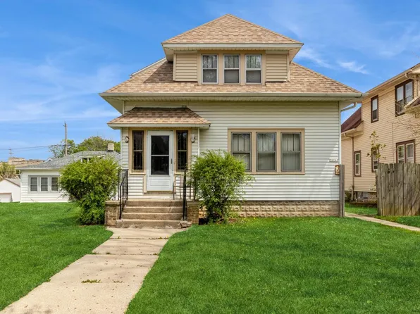 2824 North 54th STREET #A, Milwaukee, WI 53210