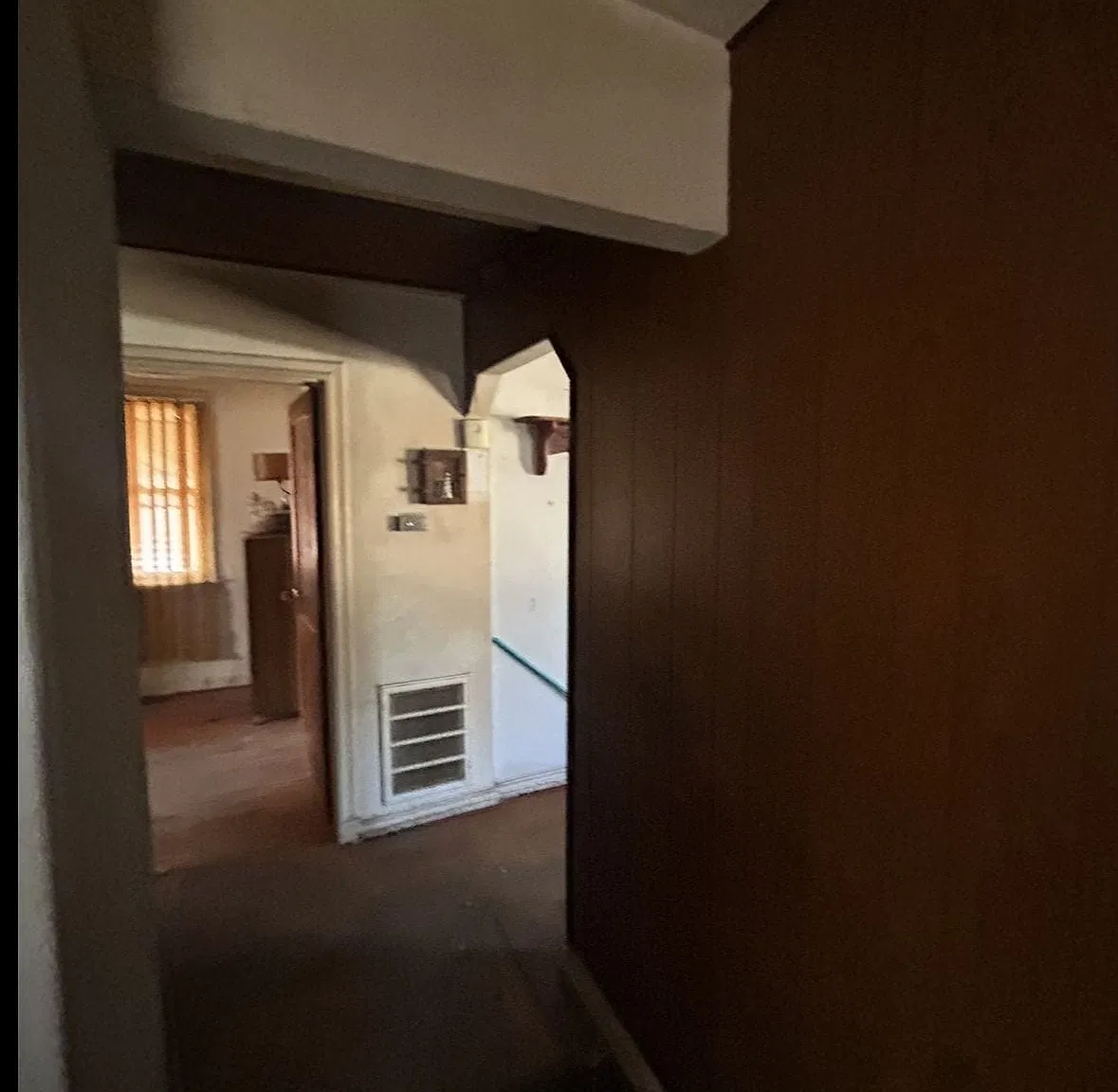3 bed, 864 sqft, $675 — Photo 3