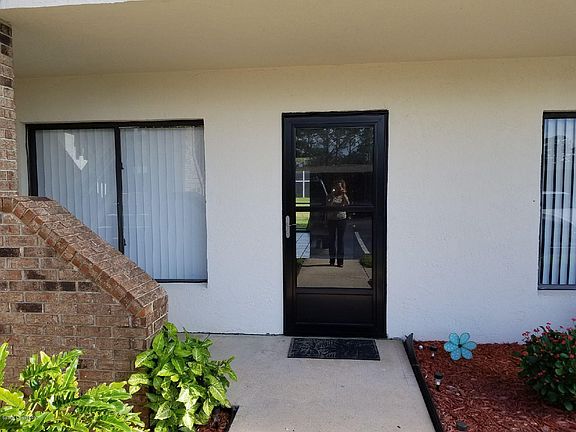 2nd image of 1515 Huntington Ln APT 613