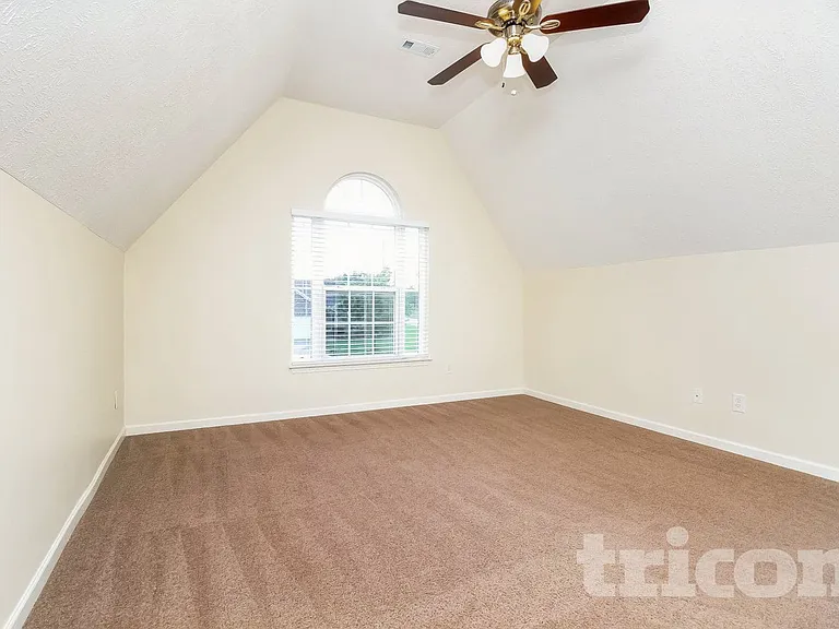 3001 Deer Trail Dr — Photo 11