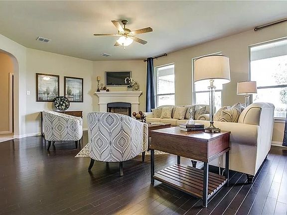 4th image of 7541 Rose Crest Blvd