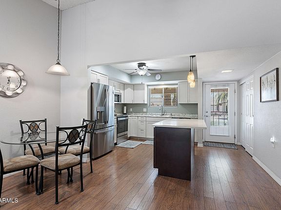 4th image of 932 LEISURE WORLD --