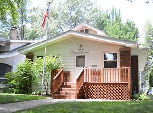 2111 13th St, Moline, IL 61265