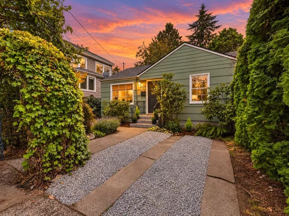 4119 SW Kenyon Street, Seattle, WA 98136