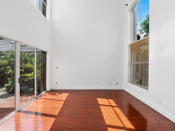 5th image of 5524 NW 55th Drive