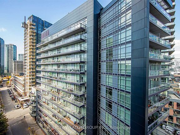 2nd image of 600 Fleet St #1201