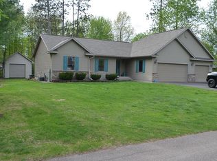 302 Esker Heights Dr, Tomahawk, WI 54487
