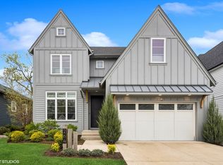 264 N Willow Rd, Elmhurst, IL 60126