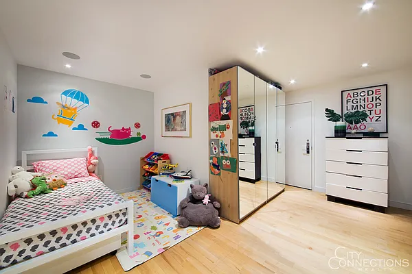 Sold by City Connections Realty | media 5