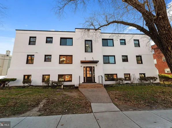 649 Notabene Dr, Alexandria, VA