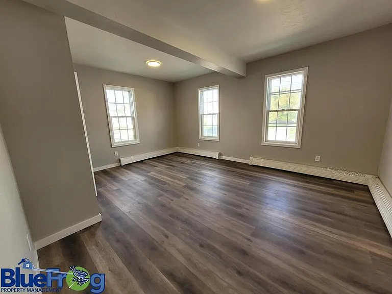 631 W 10th Ave — Photo 6