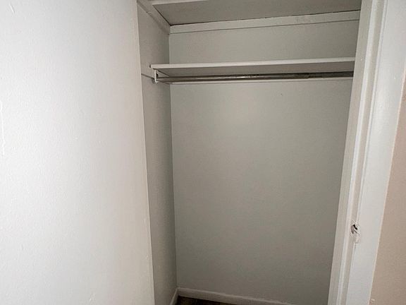 4th image of 3547 Harvey Ave #2116