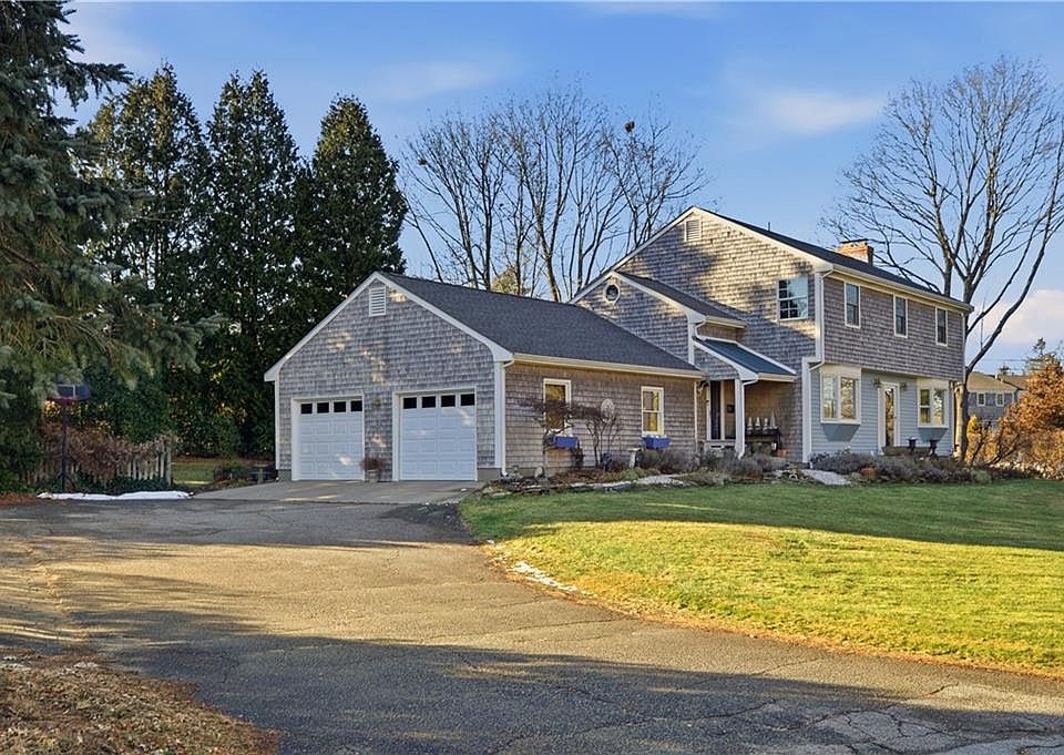 1st image of 117 Lawrence Dr