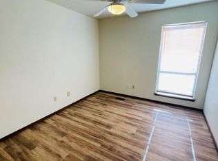 132 N Texoma Dr, Enid, OK 73703