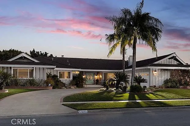 13692 Rushmore Ln — Photo 1