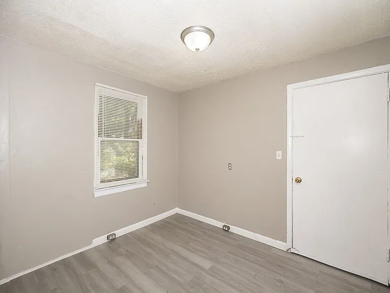 7044 Beulah Ave — Photo 15