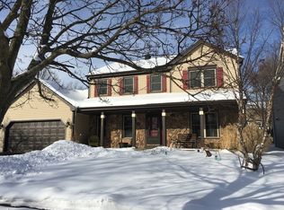 710 Heather Ln, Bartlett, IL 60103