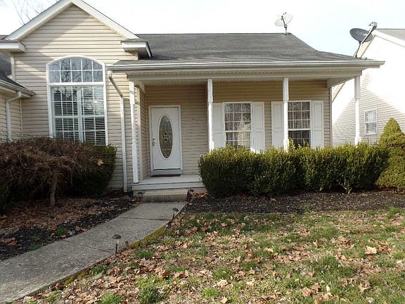 2nd image of 8 Childers Ct