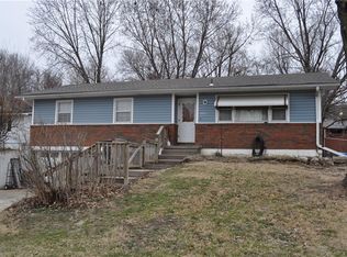 6007 Savannah Rd, Saint Joseph, MO 64505