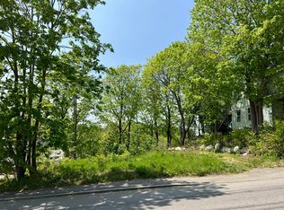 12 Highland Ave, Gardiner, ME 04345