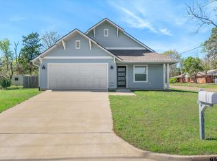 1011 Athens St, Canton, TX 75103