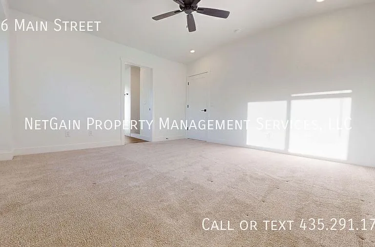 226 S Main St — Photo 31
