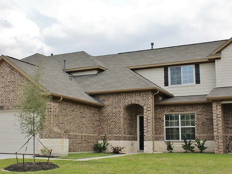 12342 Roy Mix Bohn Ln — Photo 1
