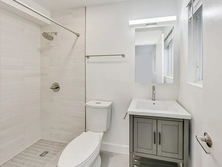2537 Ellsworth St #C — Photo 10