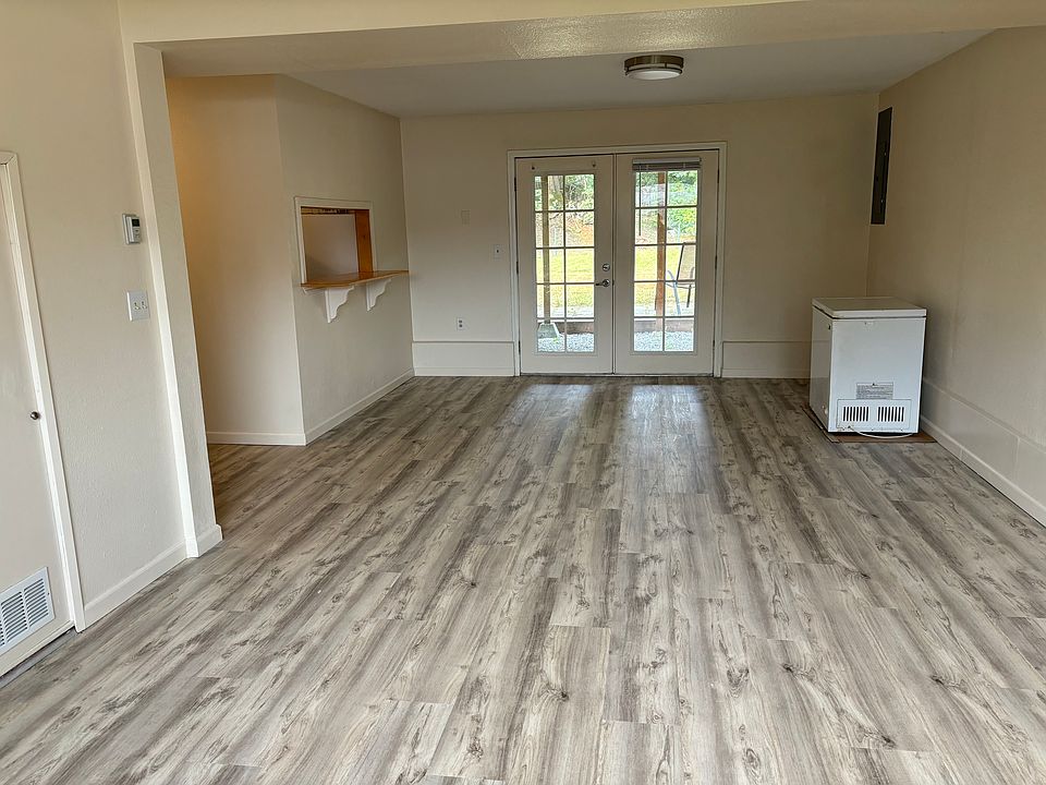 1st image of 1503 218th St SW #101